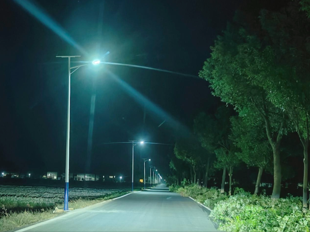 鹤岗市新农村路灯6米太阳能路灯 - 排名